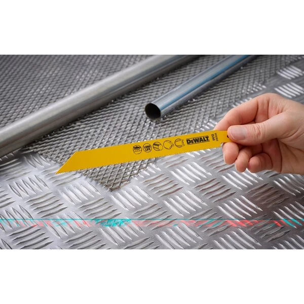 Lame De Scie Sabre Pour Le Métal Lame De Scie Sabre Métal Dewalt DT2361-QZ Bi-métal 152 Mm - Lot De 5 3 Lame De Scie Sabre Pour Le Métal Lame De Scie Sabre Métal Dewalt DT2361-QZ Bi-métal 152 Mm - Lot De 5 – Image 3